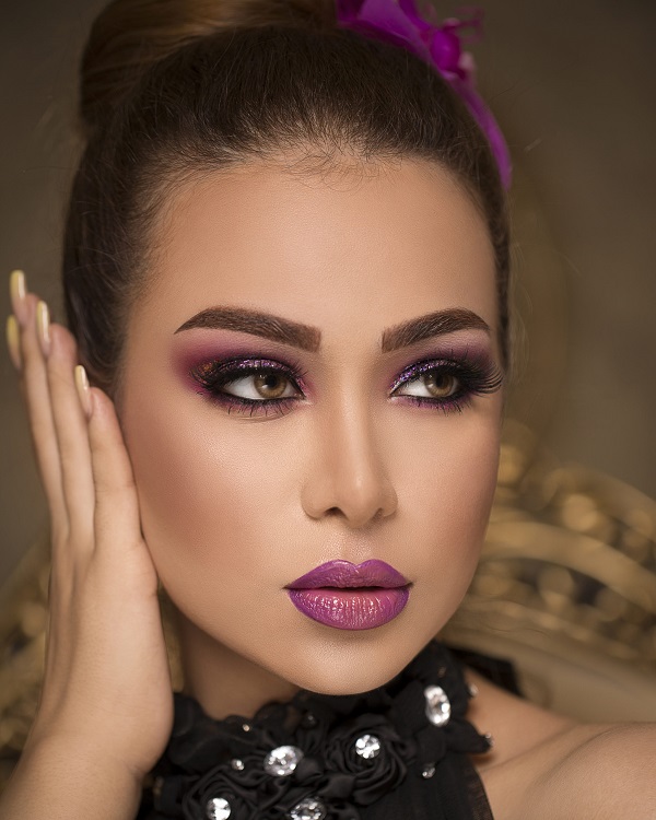 Monochrome & Coordinated Colour Stories